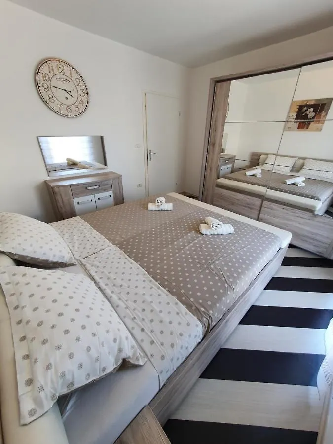 Apartamento Lavanda Samarin Zambratija