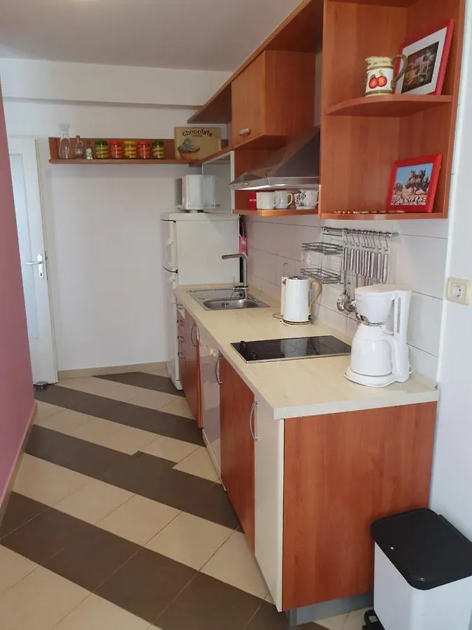 Apartment Lavanda Samarin Zambratija